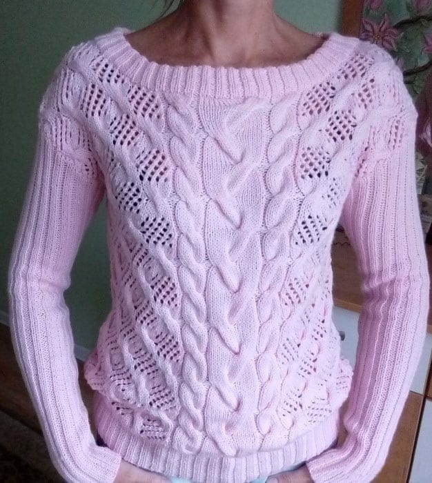 Free Knitting Patterns - Pullover with lace cables
