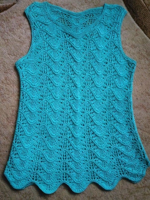 Free Knitting Patterns - Top in Wavy Knit Pattern