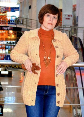 Cardigan with Cable Pattern