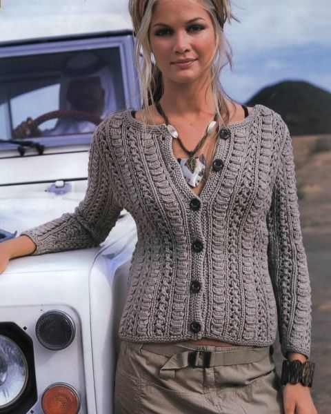 Fitted Cardigan in Vertical Textured Stitch