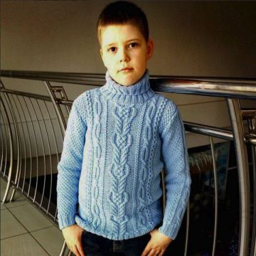 Boy's Pullover in Textured Patterns