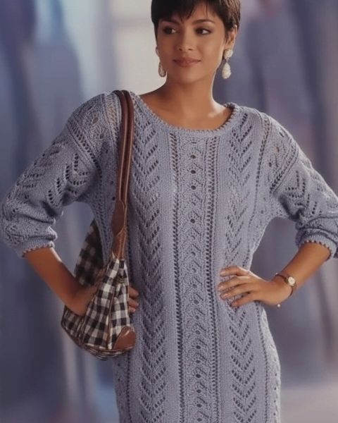 Pullover with Arc and Lace Patterns