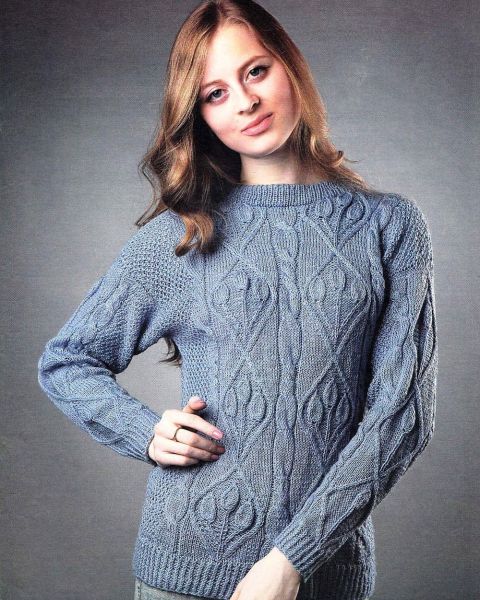 Pullover with Leaf Pattern