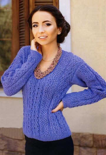 Pullover in Lace Pattern