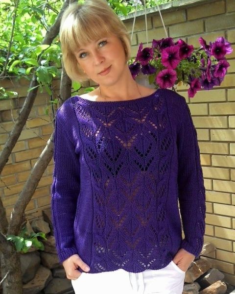 Pullover in Lace Patterns