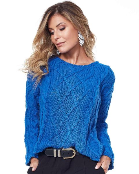 Pullover with Diamond Cable Pattern
