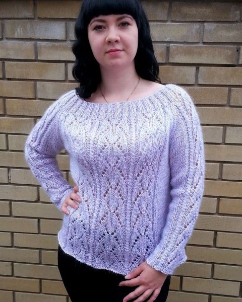 Raglan Pullover with Lace Pattern