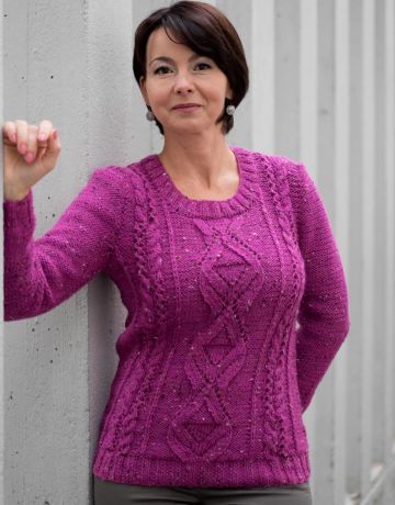 Pullover with Lace Diamonds and Cables