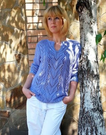 Pullover with Lace Patterns