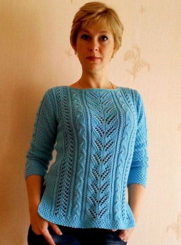 Pullover with Lace Patterns