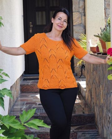 Summer Pullover in Fancy Pattern