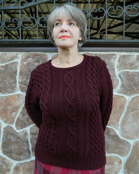 Pullover with Cables and Diamonds