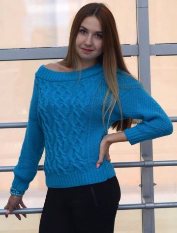 Pullover with Cables