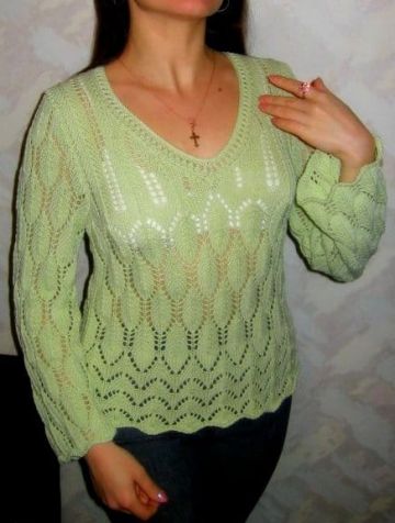 Pullover with Lace Leaves