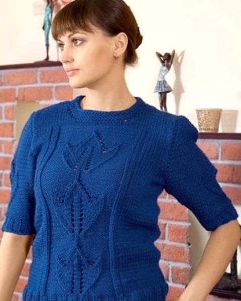 Pullover with Tulip Pattern