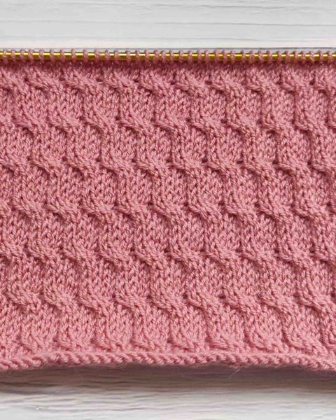 Diagonal Cable Stitch Knitting Pattern