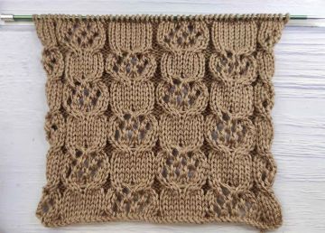Checker Lace Cable Pattern