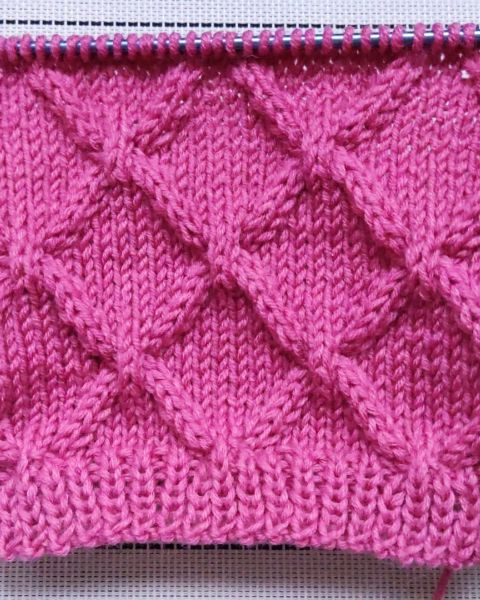 Crossed Diamonds Stitch Knitting Pattern