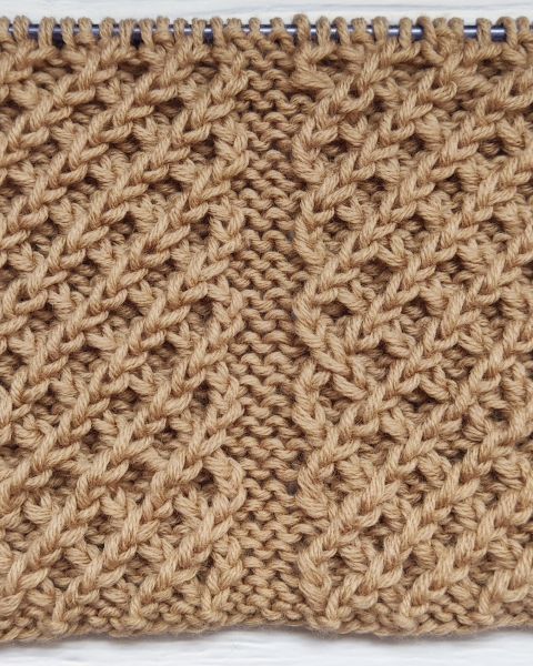 Small Diamond Stitch Knitting Pattern