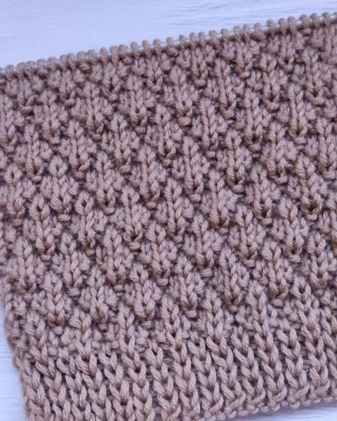 Small Diamond Knitting Pattern