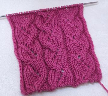 Lace Eyelet Stripe Knit Pattern