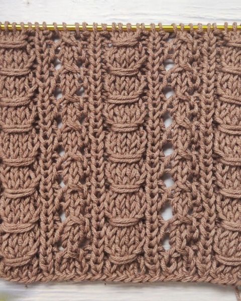 Textured Lace Stitch with Wrapped Vertical Lines