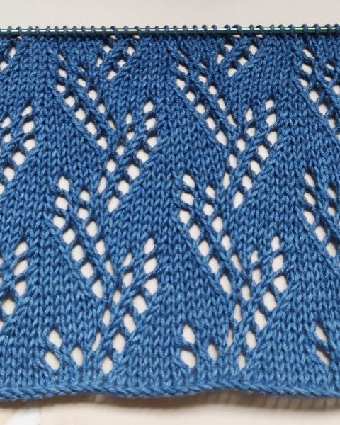 Lace Leaves Stitch Knitting Pattern