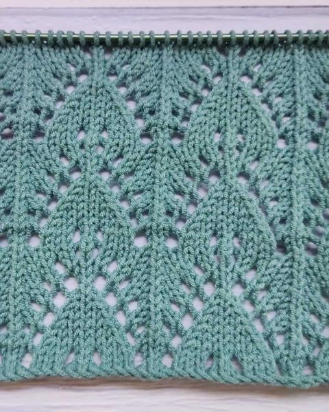 Lace Leaf Stitch Knitting Pattern