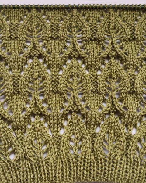 Lace Leaves Stitch Knitting Pattern