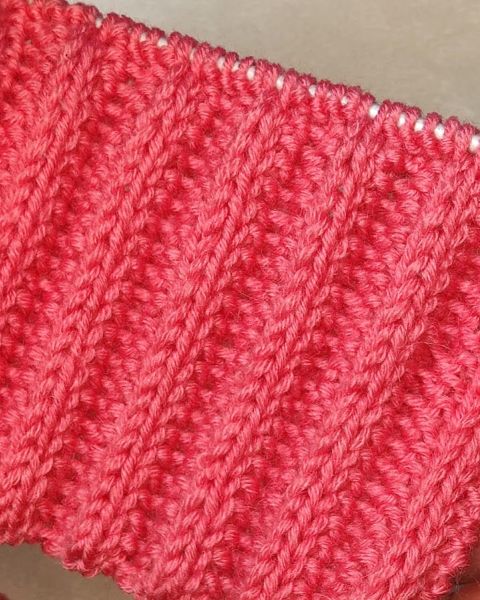 Relief Stripe Knitting Pattern