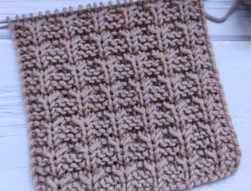 Relief Stripe Knitting Pattern