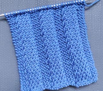 Relief Stripe Knitting Pattern