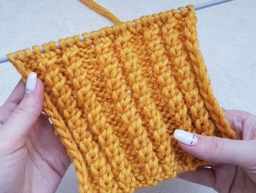Relief Stripe Knitting Pattern