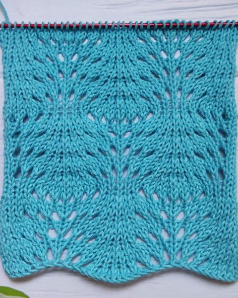 Lace Wavy Stitch Knitting Pattern