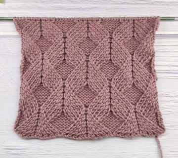 Twist Stitch Diamonds Pattern