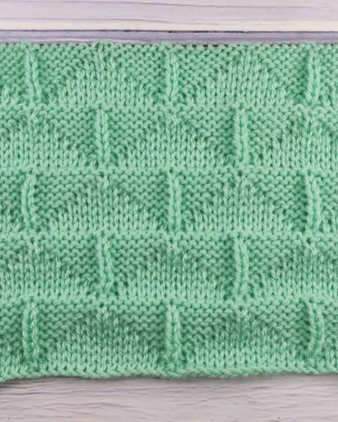 Triangles - Easy Knitting Pattern for Beginners
