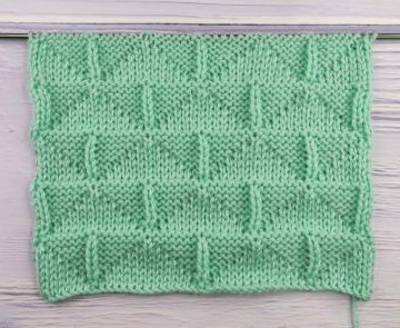 Triangles - Easy Knitting Pattern for Beginners