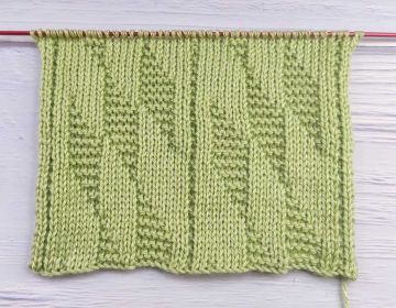 Relief Diamond Stitch Knitting Pattern