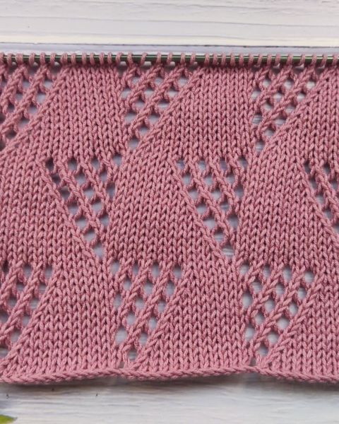 Lace Triangles Stitch Knitting Pattern