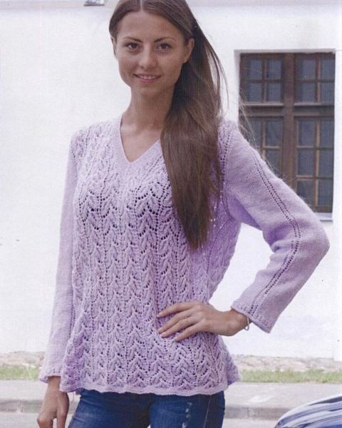 Sweater with Leaf Stitch Pattern