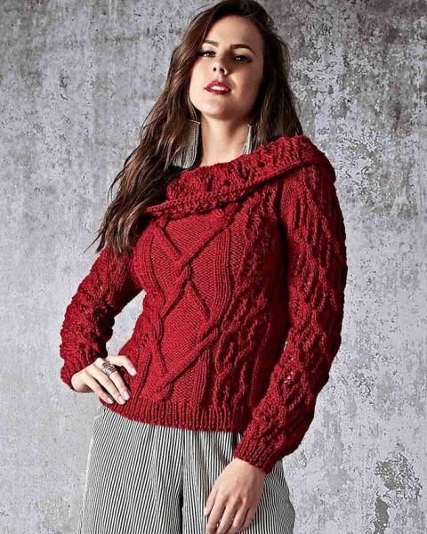Pullover with Collar in Fancy Pattern