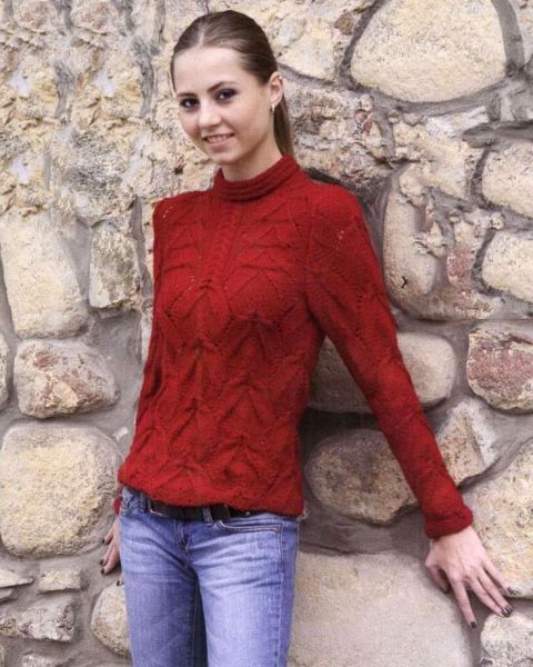 Sweater in Textured Patterns