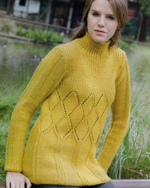 Sweater with Stand Collar and Diamond Pattern