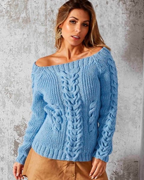 Sweater with central cable