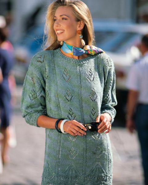 Long Sweater with Wavy Border