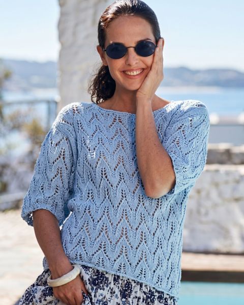 Lace Pattern Sweater with Short Sleeves