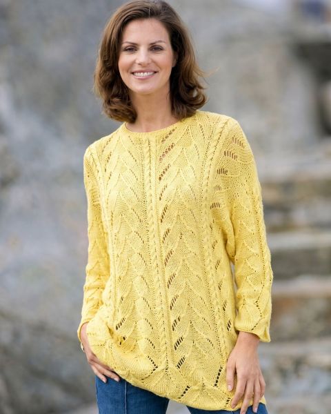 Sweater in Lace Cable Pattern