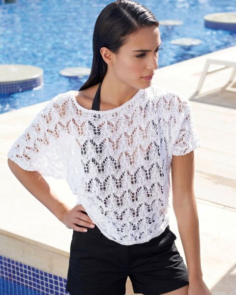 Sweater with Wavy Lace Stitch