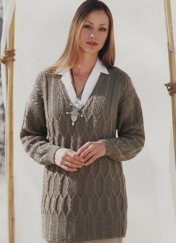 Tunic with V-Neck and Cable Diamonds
