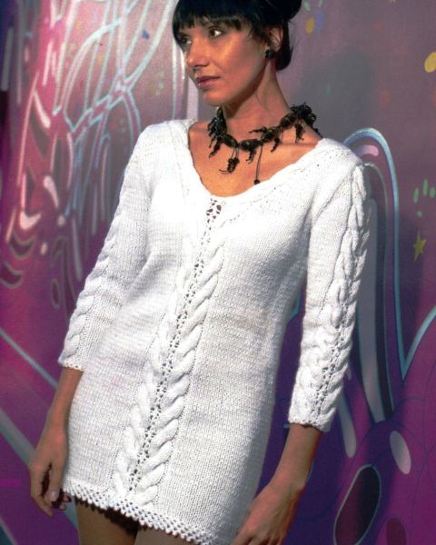 Tunic with center cable